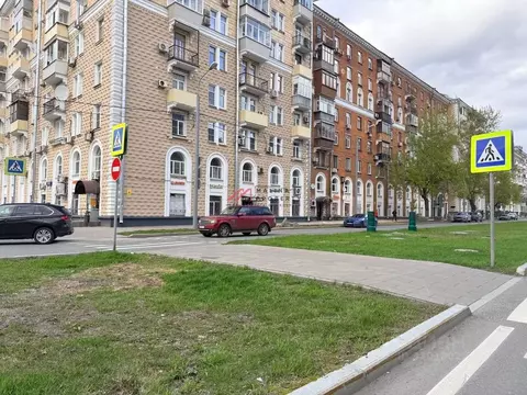 Торговая площадь в Москва Новопесчаная ул., 23к6 (98 м)