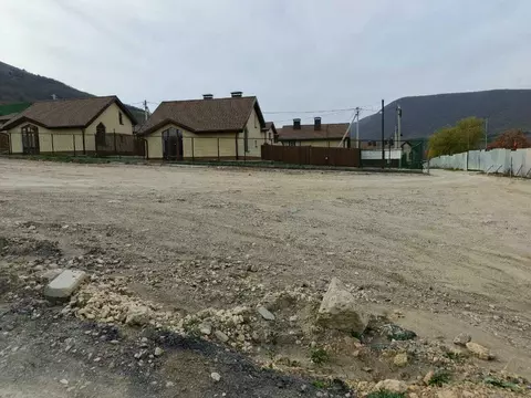 Участок в Севастополь с. Тыловое, ул. Лесная (6.4 сот.)