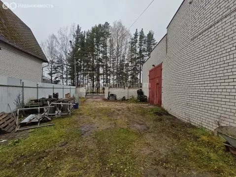 Помещение свободного назначения (181.7 м)