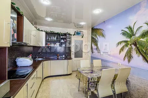 3-к кв. Новосибирская область, Новосибирск ул. Виктора Уса, 3 (77.0 м)