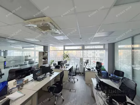 Офис в Санкт-Петербург просп. Добролюбова, 8 (310 м)