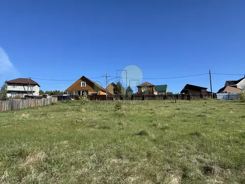 Участок в Иркутская область, Иркутский муниципальный округ, д. Карлук ...