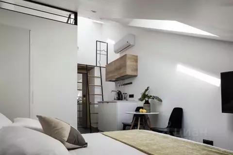 Комната Санкт-Петербург Аптекарский пер., 3 (18.0 м)