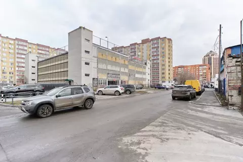 Гараж в Тюменская область, Тюмень ул. Червишевский Тракт, 58с1 (13 м)