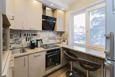 3-к кв. Новосибирская область, Новосибирск Академгородок мкр, ул. ...