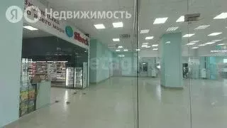 Торговая площадь (71 м)