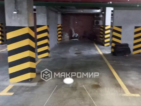 Гараж в Ханты-Мансийский АО, Сургут ул. Мелик-Карамова, 4 (32 м)