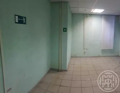 Торговая площадь в Ленинградская область, Сланцы ул. Кирова, 7 (128 м)