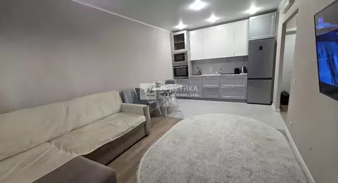 Продается 2-комнатная квартира