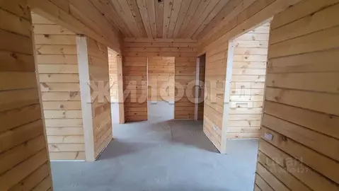 Дом в Хакасия, Усть-Абаканский район, с. Калинино ул. Целинная (120 м)