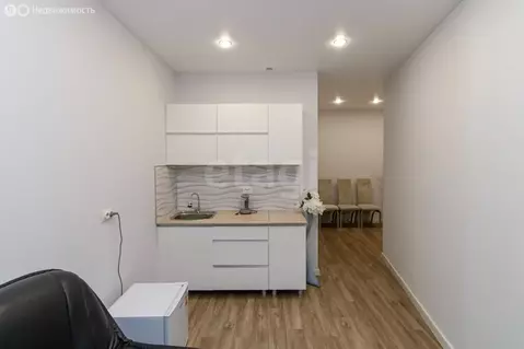 Квартира-студия: Тюмень, улица Фармана Салманова, 5 (32.2 м)