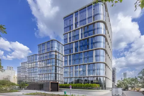 3-к кв. Москва ул. Братьев Фонченко, 1к1 (126.0 м)