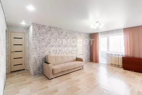 2-к кв. Омская область, Омск Городок Нефтяников мкр, ул. 4-я ...