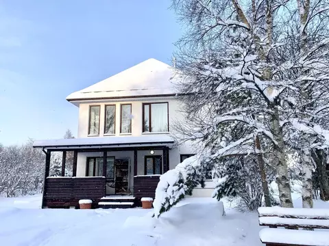 Дом в Ленинградская область, Приозерский район, Петровское с/пос, д. ...