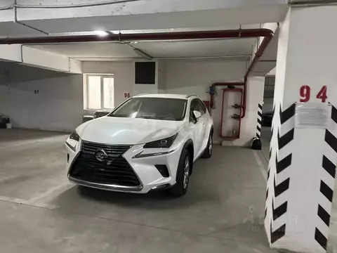 Гараж в Крым, Алушта ул. Школьная (15 м)