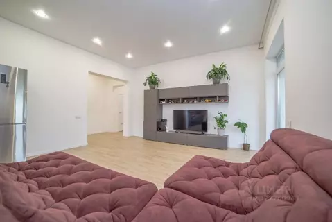 Дом в Свердловская область, Сысертский муниципальный округ, д. Малое ...