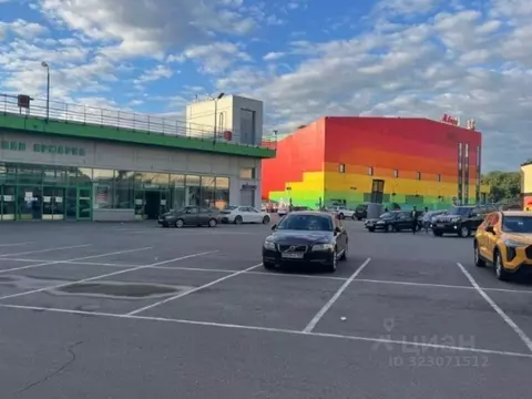 Торговая площадь в Москва Новоясеневский просп., 1к1 (4750 м)