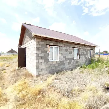 Дом в Волгоградская область, Светлый Яр рп ул. Полевая (60 м)