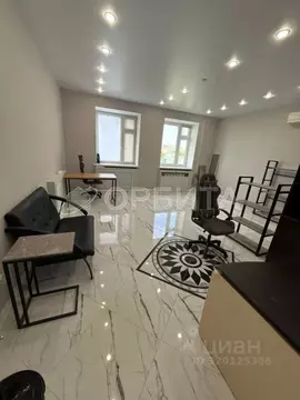 Помещение свободного назначения в Тюменская область, Тюмень ул. ...