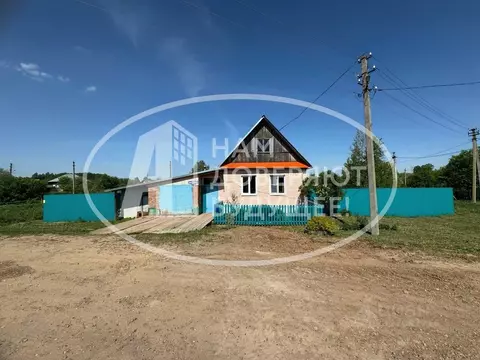 Дом в Пермский край, Чайковский городской округ, д. Малый Букор ул. ...