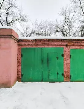Гараж в Омская область, Омск ул. Петра Ильичева, 6 (16 м)
