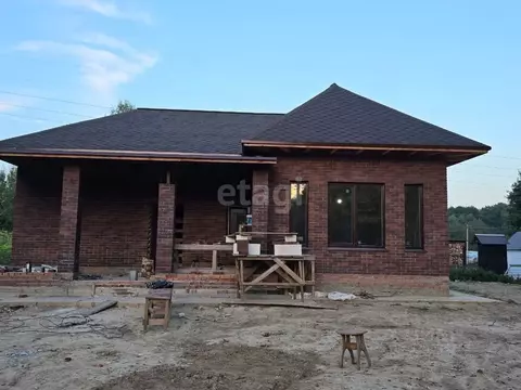 Дом в Калужская область, Жуковский район, Белоусово городское ...