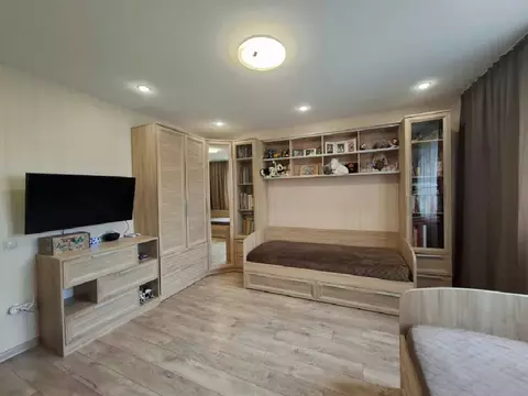 Продается 3-комнатная квартира