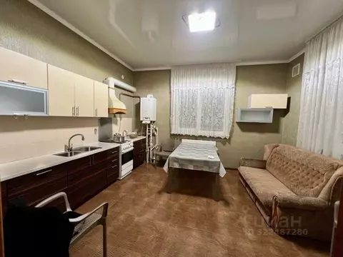 Дом в Крым, Симферопольский район, с. Чистенькое, Верхний кв-л 21 (240 ...