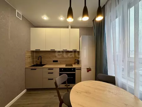 2-к кв. Тюменская область, Тюмень ул. Краснооктябрьская, 4Ак2 (60.9 м)