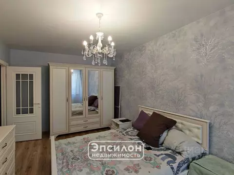 3-к кв. Курская область, Курск просп. Хрущева, 28 (76.5 м)