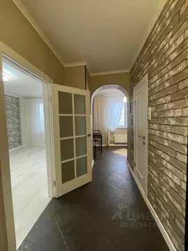 1-к кв. Москва, Москва, Московский г. ул. Радужная, 21 (38.0 м)