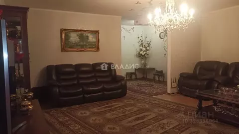 4-к кв. Волгоградская область, Волгоград ул. Маршала Еременко, 108 ...