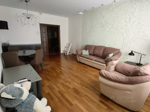 3-к кв. Челябинская область, Челябинск ул. Братьев Кашириных, 118 ...