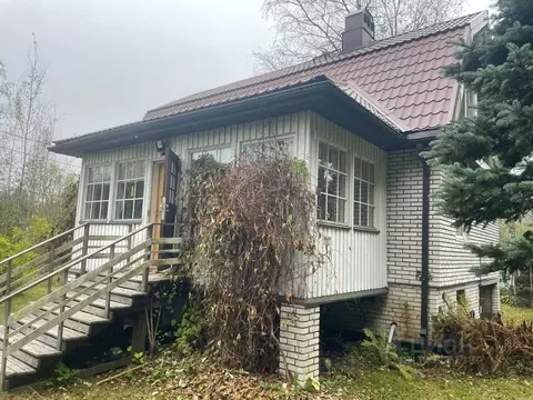 Дом в Ленинградская область, Выборгский район, Красносельское с/пос, ...