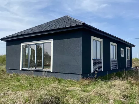 Дом в Калининградская область, Гурьевский муниципальный округ, пос. ...