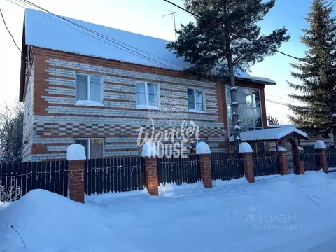 Дом в Тюменская область, Тюмень ул. Жемчужная, 15 (330 м)