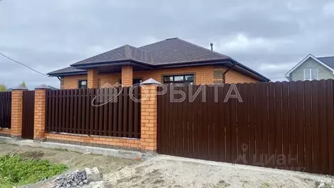 Дом в Тюменская область, Тюменский муниципальный округ, с. Перевалово ...