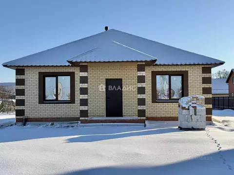 Дом в Пензенская область, Пензенский район, Засечный сельсовет, с. ...