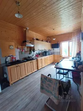 Дом в Кировская область, Куменский район, Речное с/пос, д. Швецово ул. ...