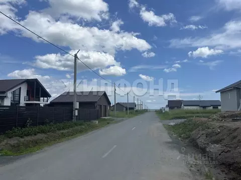 Участок в Новосибирская область, Новосибирский район, Плотниковский ...