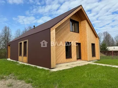 Дом в Калужская область, Малоярославецкий район, с. Коллонтай  (150 м)