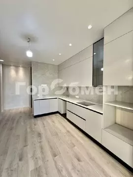 Продается 2-комнатная квартира