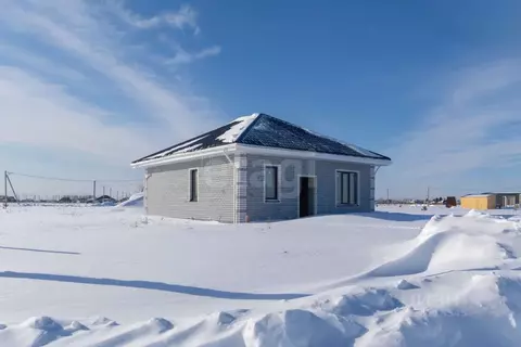 Дом в Тюменская область, Тюменский муниципальный округ, с. Чикча, ...