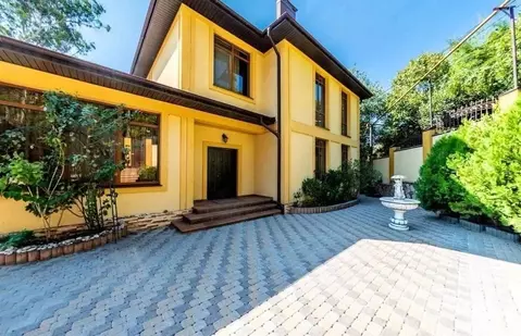 Дом в Краснодарский край, Сочи Береговая ул. (350 м)