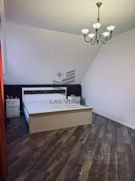 Дом в Санкт-Петербург пос. Песочный, Пионерская ул., 10 (200 м)