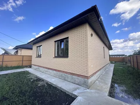 Дом в Краснодарский край, Динской район, Новотитаровская ст-ца ...