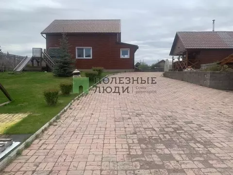 Дом в Красноярский край, Емельяновский район, Солонцовский сельсовет, ...