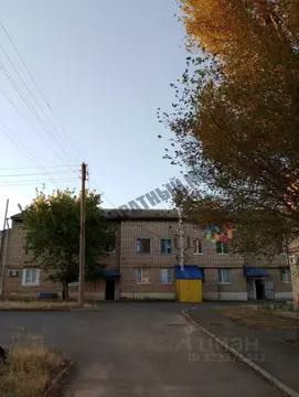 3-к кв. Калмыкия, пос. Ики-Бурул ул. Октябрьская (59.6 м)