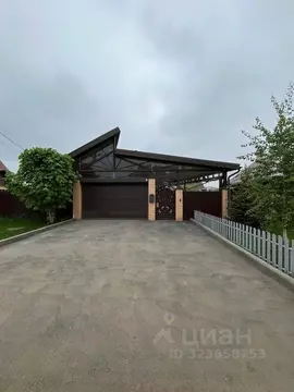 Дом в Оренбургская область, Оренбургский район, с. Южный урал ул. ...