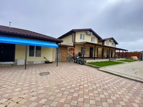 Дом в Крым, Бахчисарайский район, Песчановское с/пос, с. Береговое ул. ...